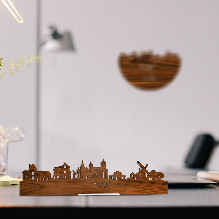 Standing Skyline Cuijk Palissander houten cadeau decoratie relatiegeschenk van WoodWideCities