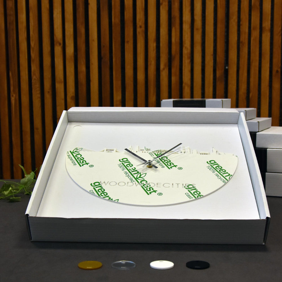 Skyline Klok Drunen Wit glanzend gerecycled kunststof cadeau decoratie relatiegeschenk van WoodWideCities