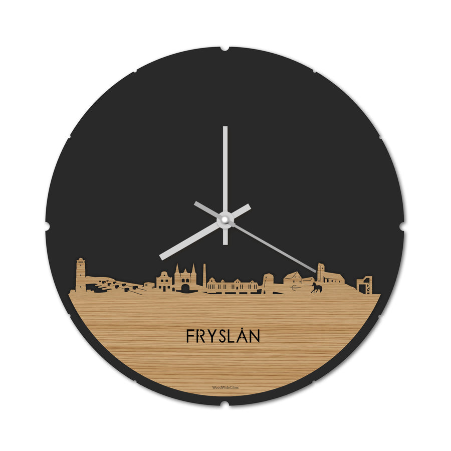 Skyline Klok Rond Fryslan Bamboe houten cadeau decoratie relatiegeschenk van WoodWideCities