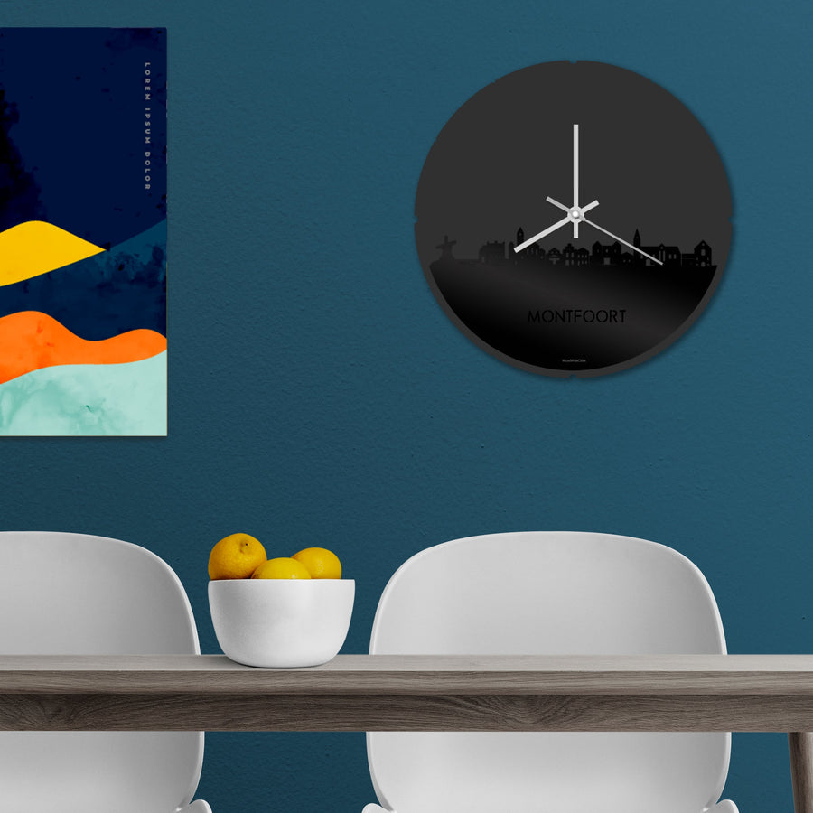 Skyline Klok Rond Montfoort Zwart glanzend gerecycled kunststof cadeau decoratie relatiegeschenk van WoodWideCities