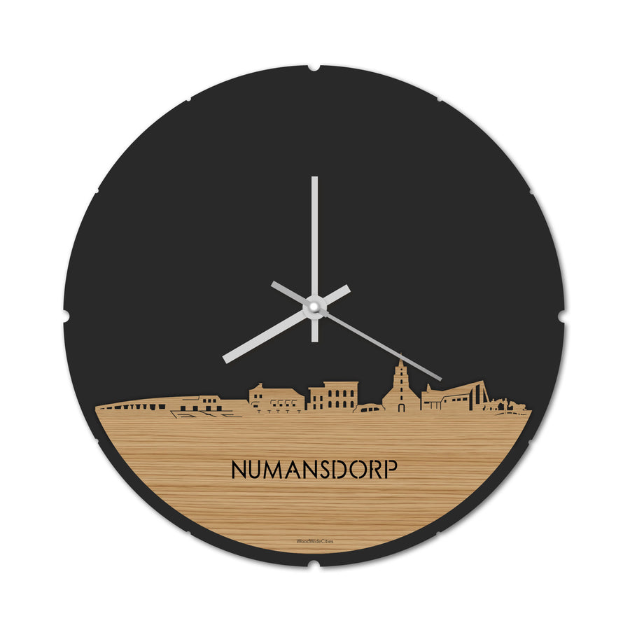 Skyline Klok Rond Numansdorp Bamboe houten cadeau decoratie relatiegeschenk van WoodWideCities