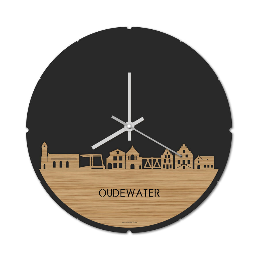 Skyline Klok Rond Oudewater Bamboe houten cadeau decoratie relatiegeschenk van WoodWideCities