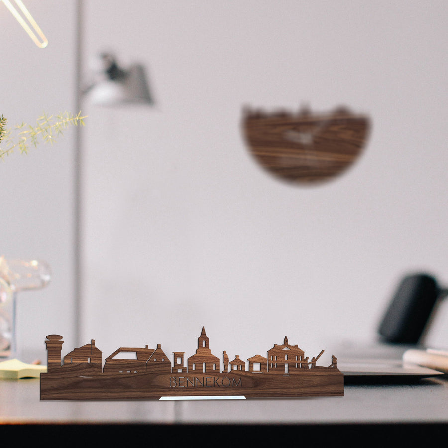 Standing Skyline Bennekom Noten houten cadeau decoratie relatiegeschenk van WoodWideCities