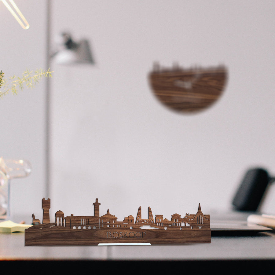 Standing Skyline Boskoop Noten houten cadeau decoratie relatiegeschenk van WoodWideCities