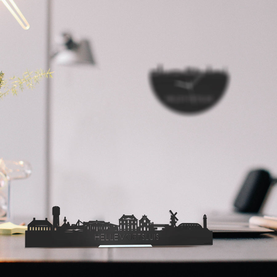 Standing Skyline Hellevoetsluis Zwart houten cadeau decoratie relatiegeschenk van WoodWideCities