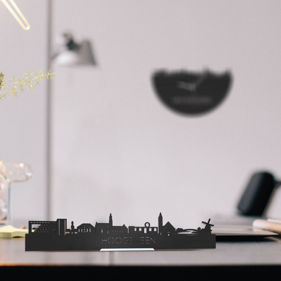 Standing Skyline Hoogeveen Zwart houten cadeau decoratie relatiegeschenk van WoodWideCities