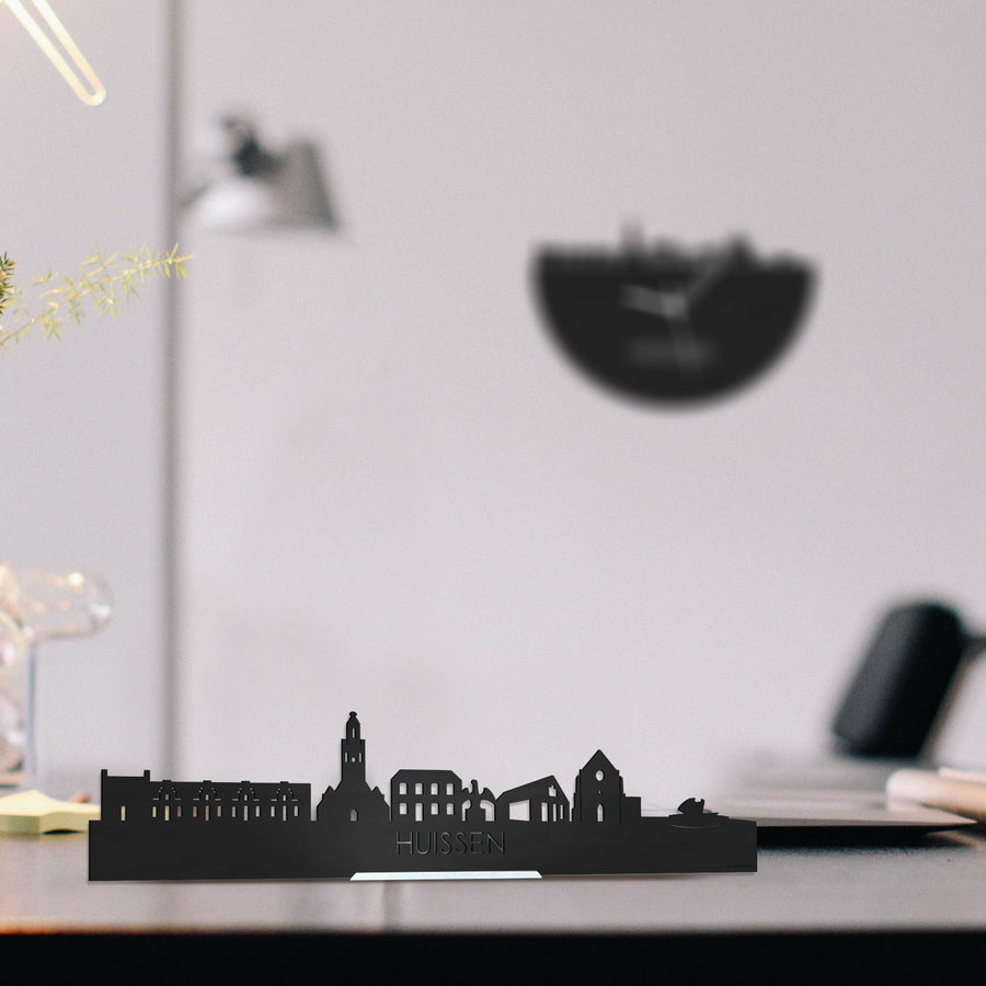 Standing Skyline Huissen Zwart houten cadeau decoratie relatiegeschenk van WoodWideCities