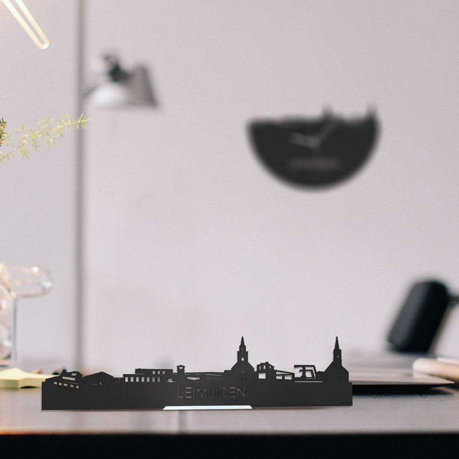 Standing Skyline Leimuiden Zwart houten cadeau decoratie relatiegeschenk van WoodWideCities