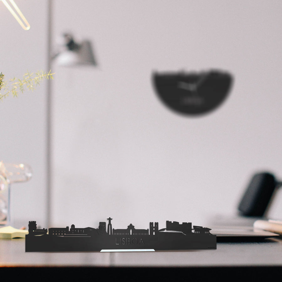 Standing Skyline Lisboa Zwart houten cadeau decoratie relatiegeschenk van WoodWideCities