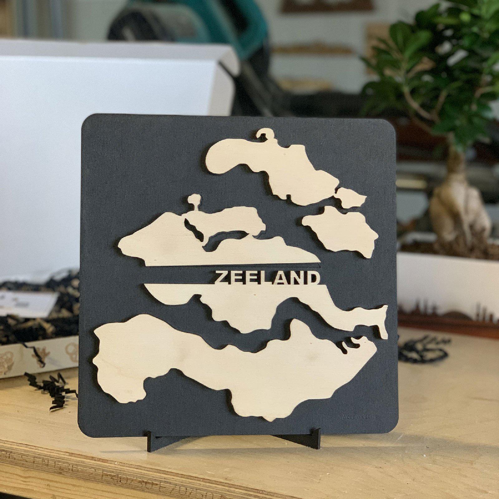 Provincie Zeeland Black houten cadeau decoratie relatiegeschenk van WoodWideCities