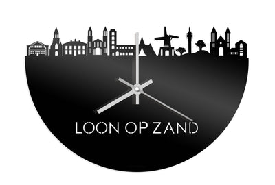 Skyline Klok Loon op Zand Zwart Glanzend