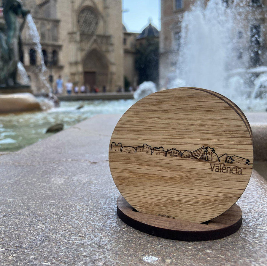 Skyline Onderzetters Valencia Eiken en noten houten cadeau decoratie relatiegeschenk van WoodWideCities