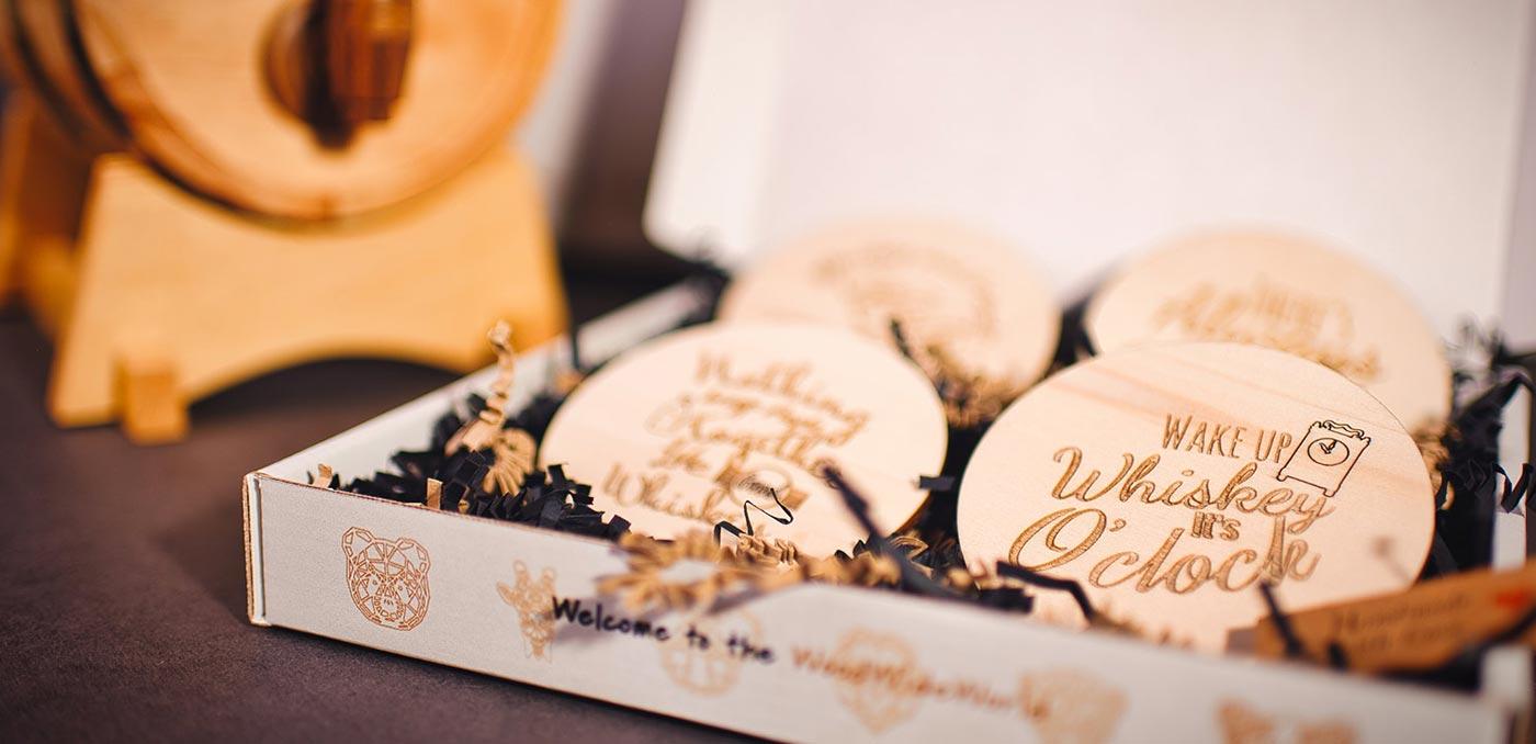 Whisky Onderzetters van hout met leuke quotes en uitspraken