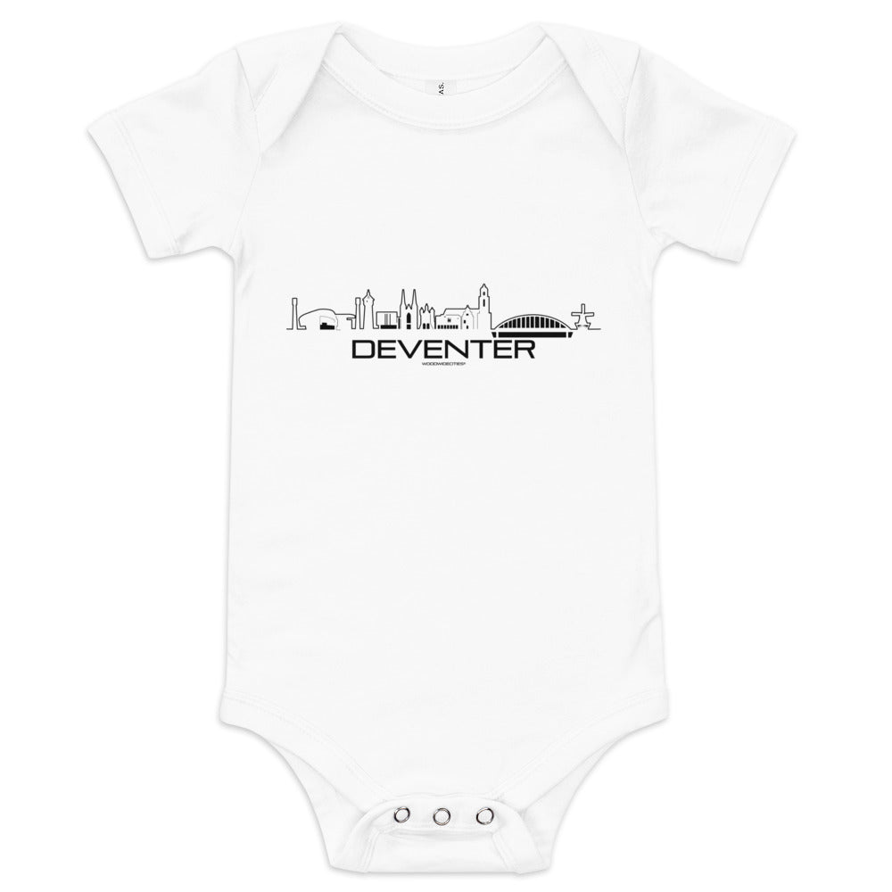 Baby Rompertje Deventer houten cadeau decoratie relatiegeschenk van WoodWideCities