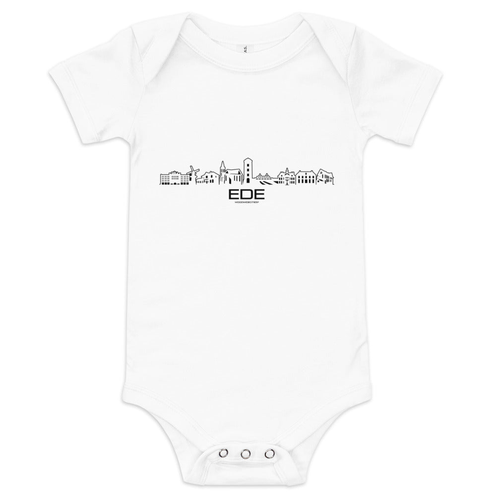 Baby Rompertje Ede houten cadeau decoratie relatiegeschenk van WoodWideCities