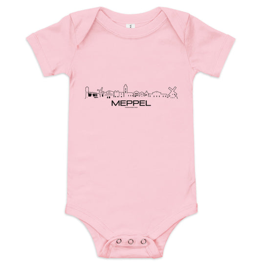 Baby Rompertje Meppel houten cadeau decoratie relatiegeschenk van WoodWideCities