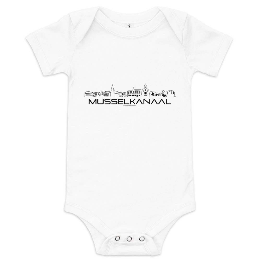 Baby Rompertje Musselkanaal houten cadeau decoratie relatiegeschenk van WoodWideCities