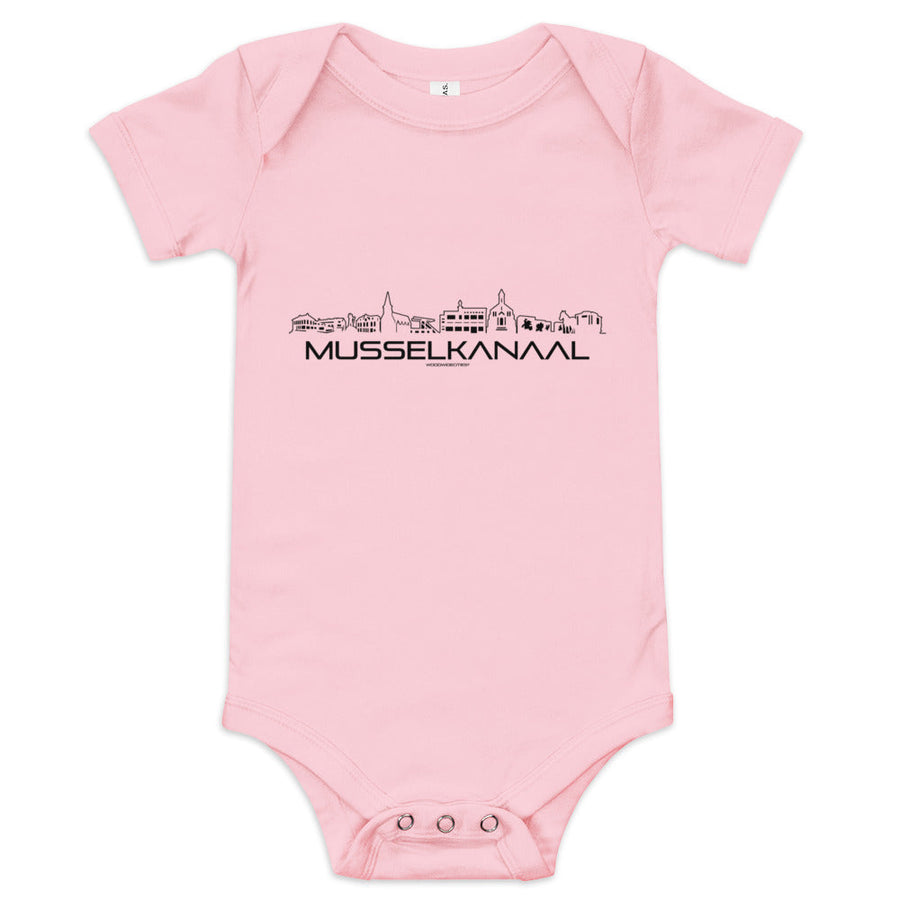 Baby Rompertje Musselkanaal houten cadeau decoratie relatiegeschenk van WoodWideCities