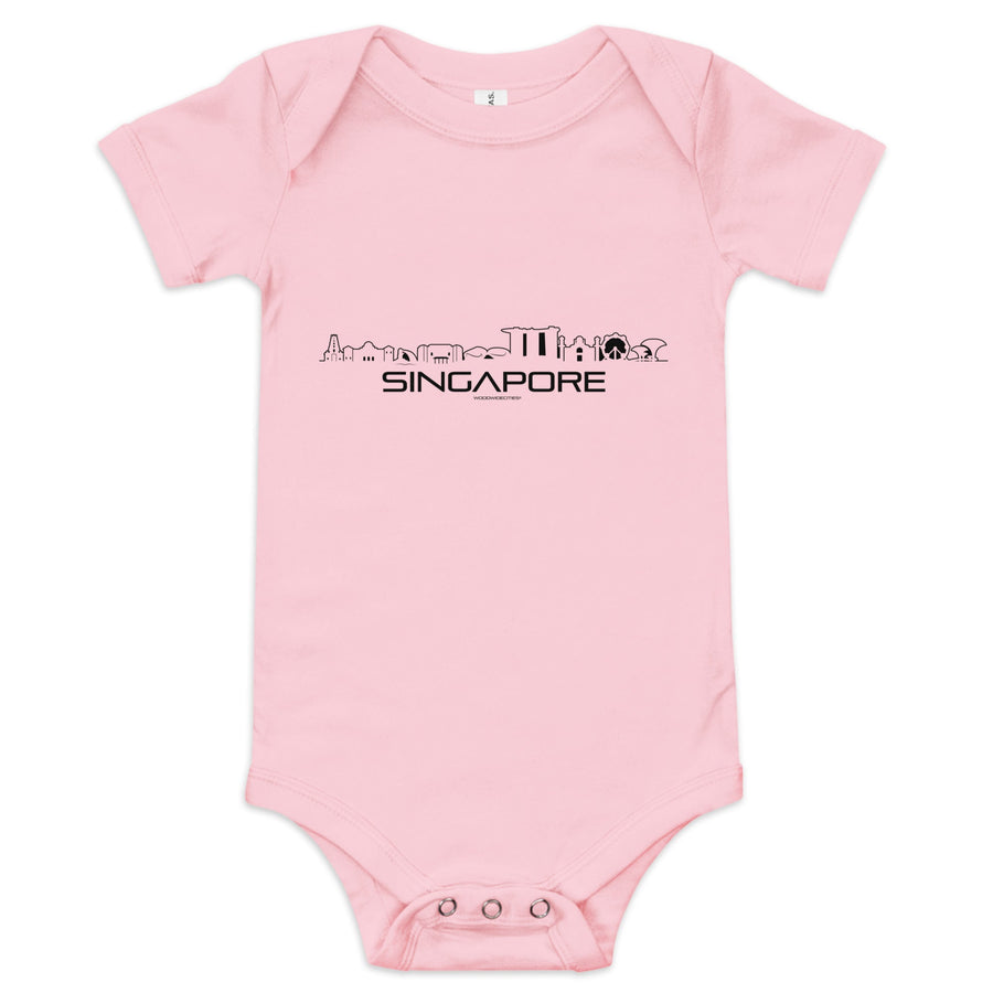 Baby Rompertje Singapore Pink 3-6m houten cadeau decoratie relatiegeschenk van WoodWideCities