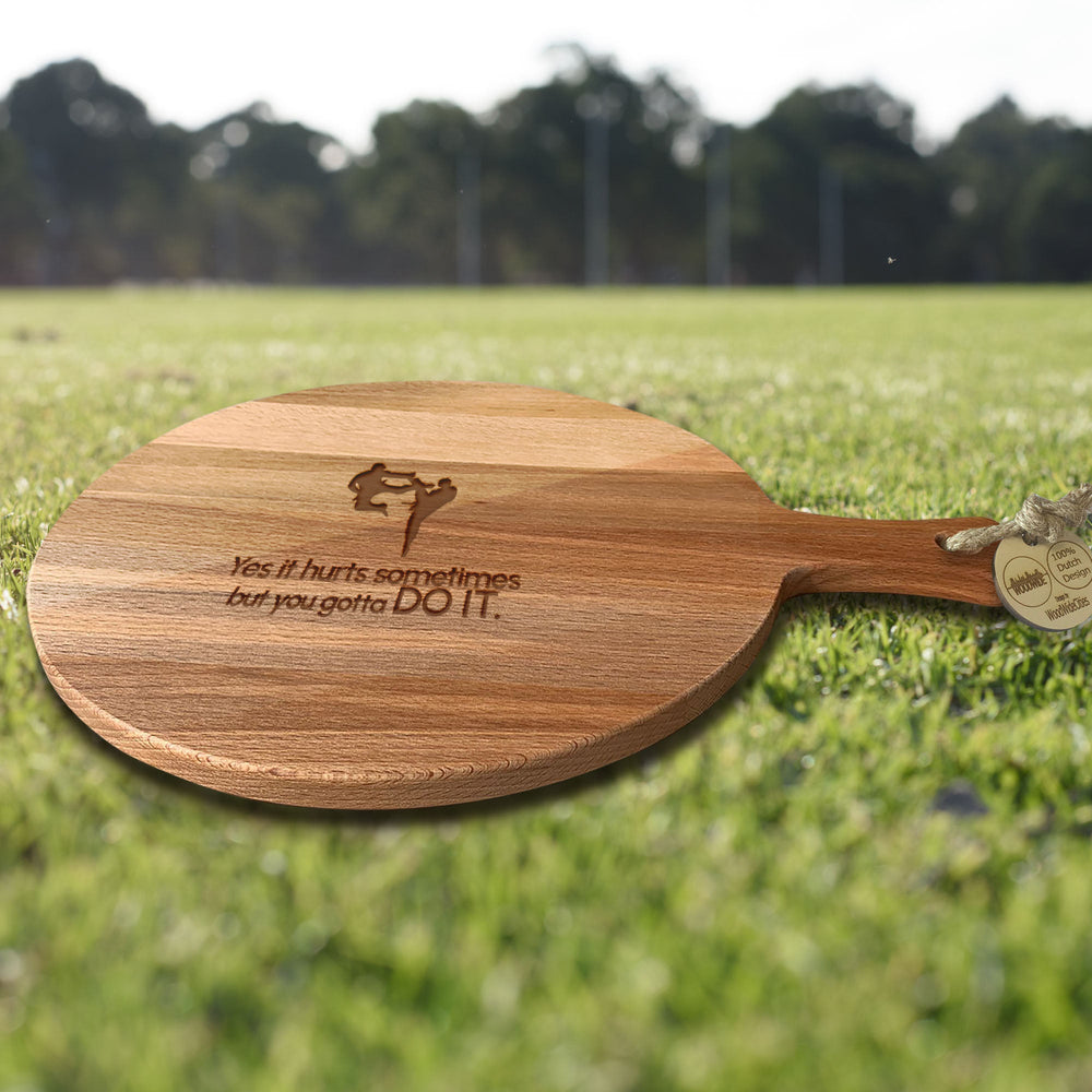 Serveerplank Rond Vechtkunst Yes It Hurts Sometimes But You Gotta DO IT