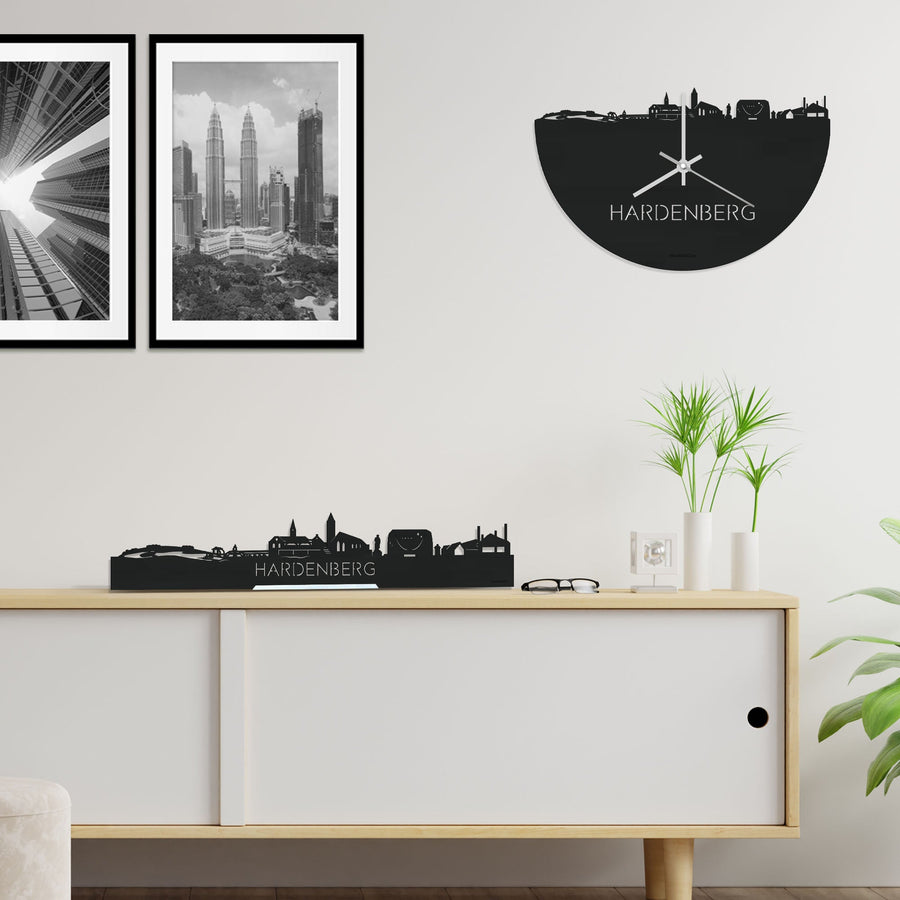 Skyline Klok Hardenberg Black Zwart houten cadeau decoratie relatiegeschenk van WoodWideCities
