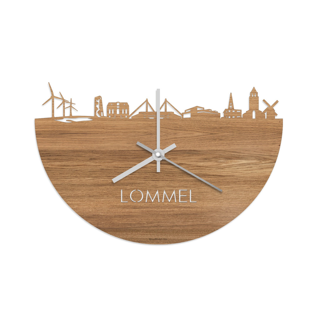 Skyline Klok Lommel Eiken houten cadeau wanddecoratie relatiegeschenk van WoodWideCities
