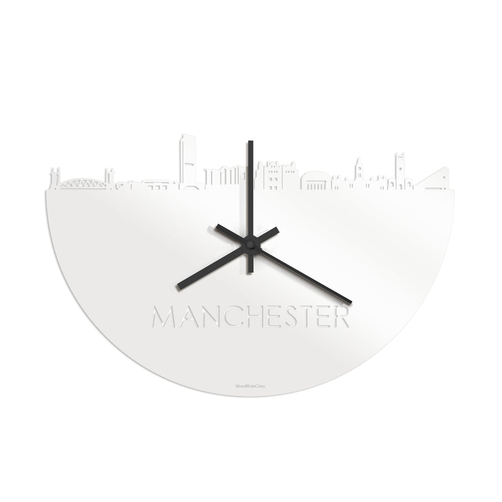 Skyline Klok Manchester Wit glanzend gerecycled kunststof cadeau decoratie relatiegeschenk van WoodWideCities