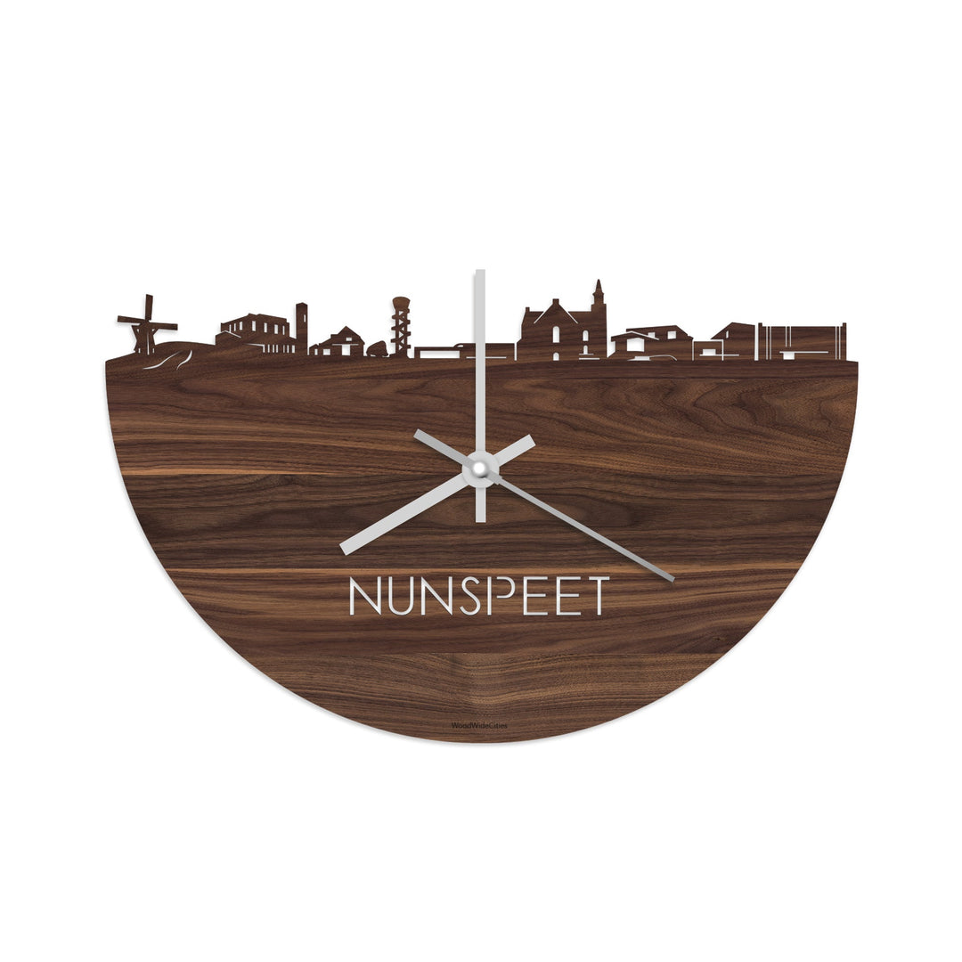 Skyline Klok Nunspeet Noten houten cadeau decoratie relatiegeschenk van WoodWideCities