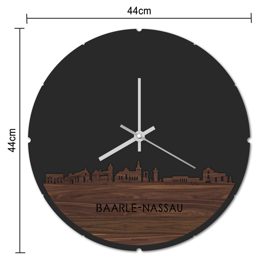 Skyline Klok Rond Baarle-Nassau Noten houten cadeau decoratie relatiegeschenk van WoodWideCities