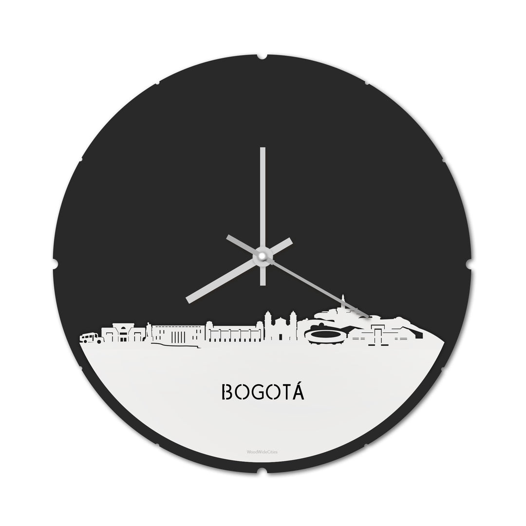 Skyline Klok Rond Bogotá Wit glanzend gerecycled kunststof cadeau decoratie relatiegeschenk van WoodWideCities