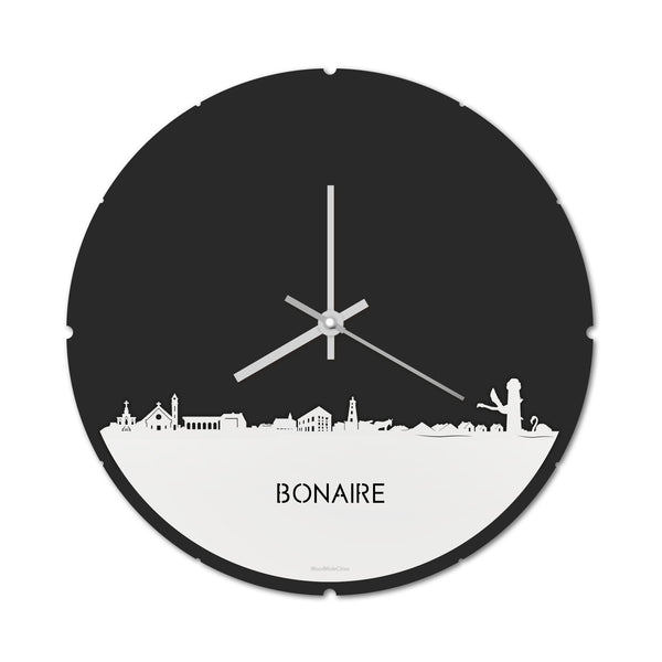 Skyline Klok Rond Bonaire Wit glanzend gerecycled kunststof cadeau decoratie relatiegeschenk van WoodWideCities