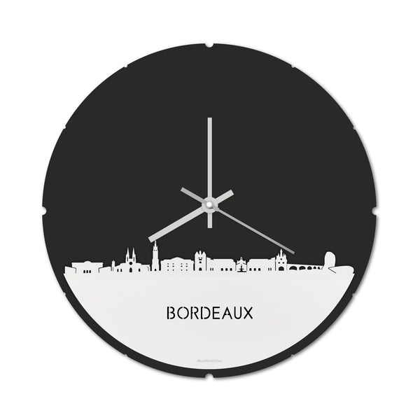 Skyline Klok Rond Bordeaux Wit glanzend gerecycled kunststof cadeau decoratie relatiegeschenk van WoodWideCities