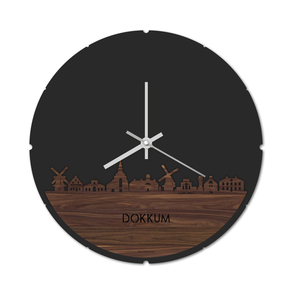 Skyline Klok Rond Dokkum Noten houten cadeau decoratie relatiegeschenk van WoodWideCities