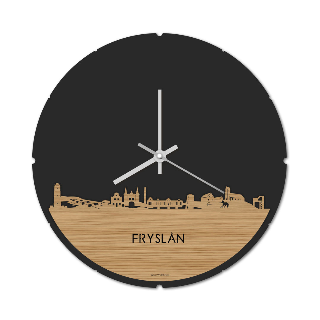 Skyline Klok Rond Fryslan Bamboe houten cadeau decoratie relatiegeschenk van WoodWideCities
