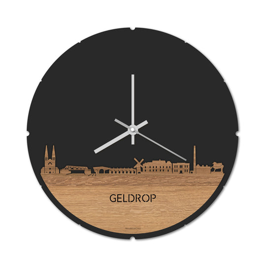 Skyline Klok Rond Geldrop Eiken houten cadeau decoratie relatiegeschenk van WoodWideCities