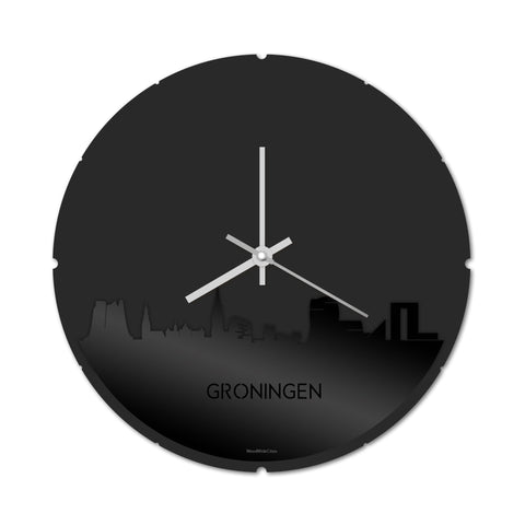 Skyline Klok Rond Groningen Zwart glanzend gerecycled kunststof cadeau decoratie relatiegeschenk van WoodWideCities