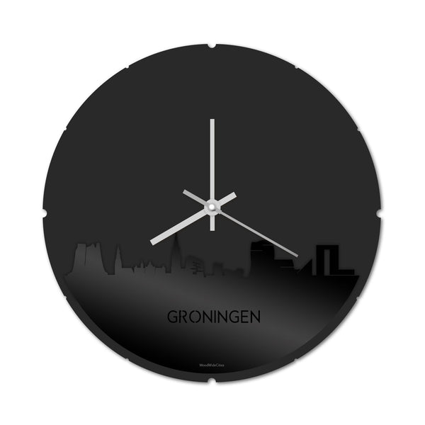 Skyline Klok Rond Groningen Zwart glanzend gerecycled kunststof cadeau decoratie relatiegeschenk van WoodWideCities