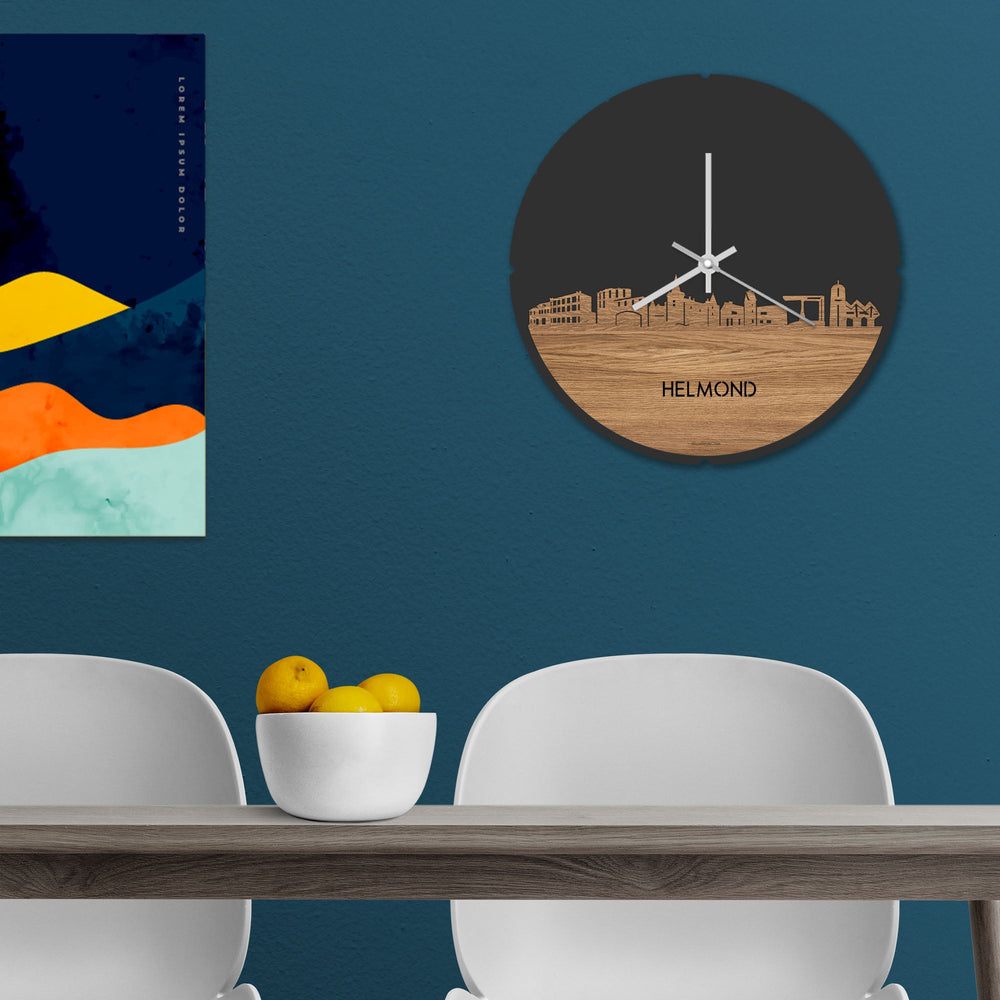 Skyline Klok Rond Helmond Eiken houten cadeau decoratie relatiegeschenk van WoodWideCities