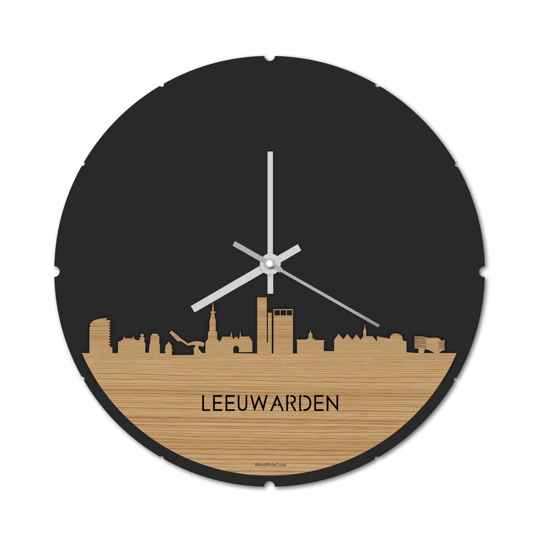 Skyline Klok Rond Leeuwarden Bamboe houten cadeau decoratie relatiegeschenk van WoodWideCities