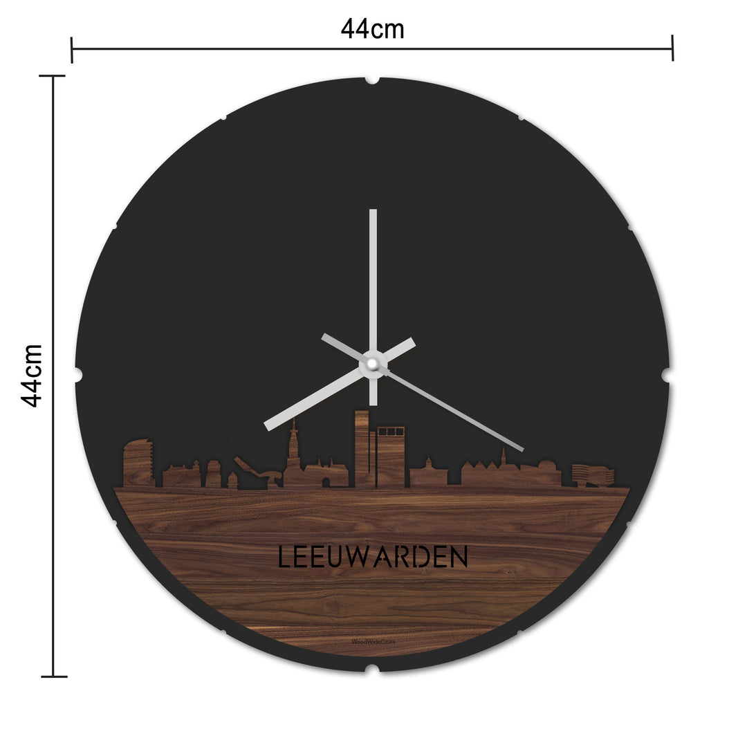 Skyline Klok Leeuwarden Eiken houten cadeau decoratie relatiegeschenk van WoodWideCities
