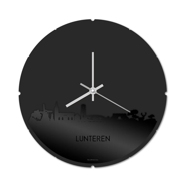 Skyline Klok Rond Lunteren Zwart glanzend gerecycled kunststof cadeau decoratie relatiegeschenk van WoodWideCities