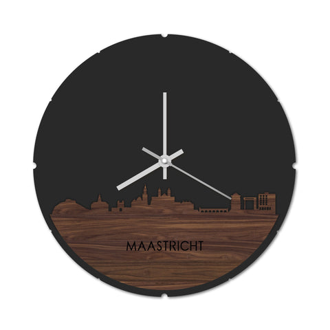 Skyline Klok Rond Maastricht Noten houten cadeau decoratie relatiegeschenk van WoodWideCities