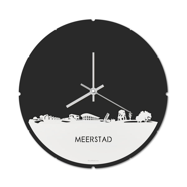 Skyline Klok Rond Meerstad Wit glanzend gerecycled kunststof cadeau decoratie relatiegeschenk van WoodWideCities