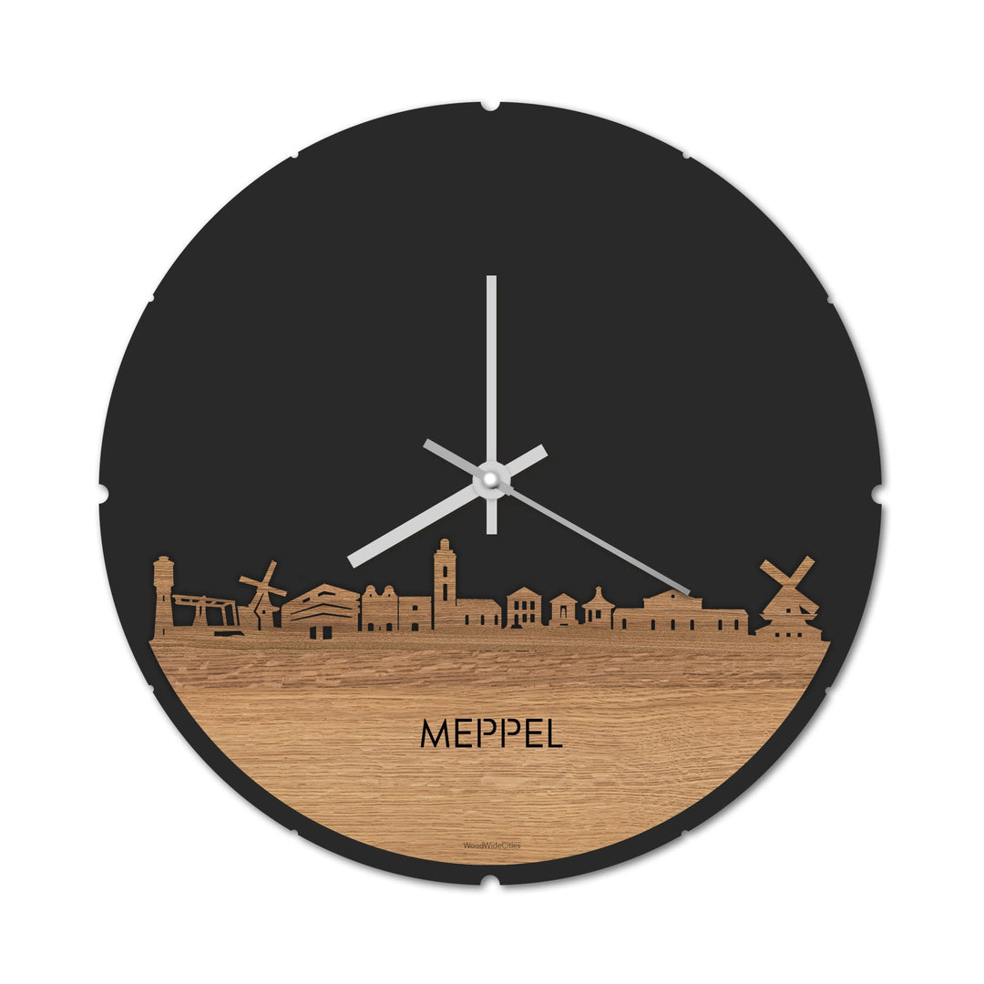 Skyline Klok Rond Meppel Eiken houten cadeau decoratie relatiegeschenk van WoodWideCities