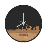 Skyline Klok Rond Nijmegen Eiken houten cadeau decoratie relatiegeschenk van WoodWideCities