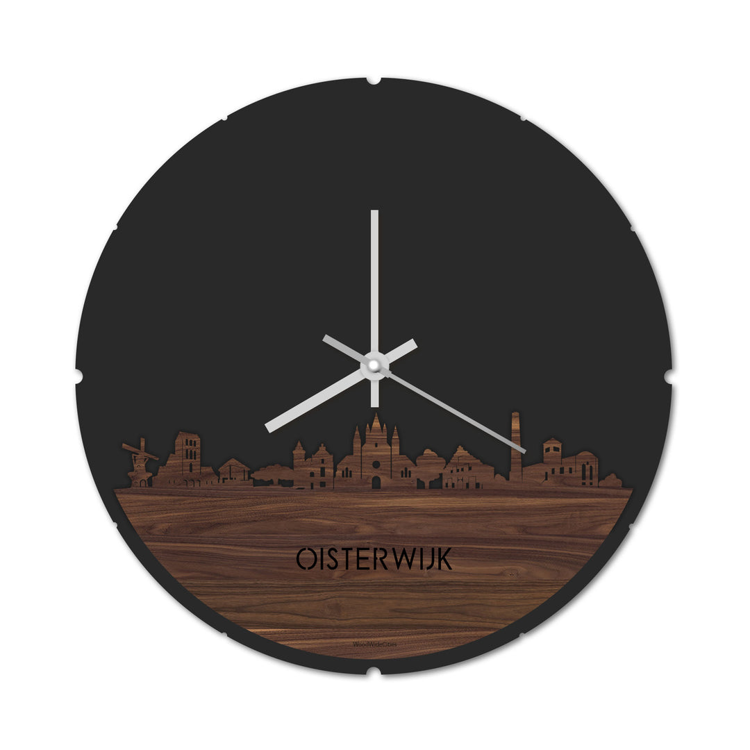 Skyline Klok Rond Oisterwijk Noten houten cadeau decoratie relatiegeschenk van WoodWideCities