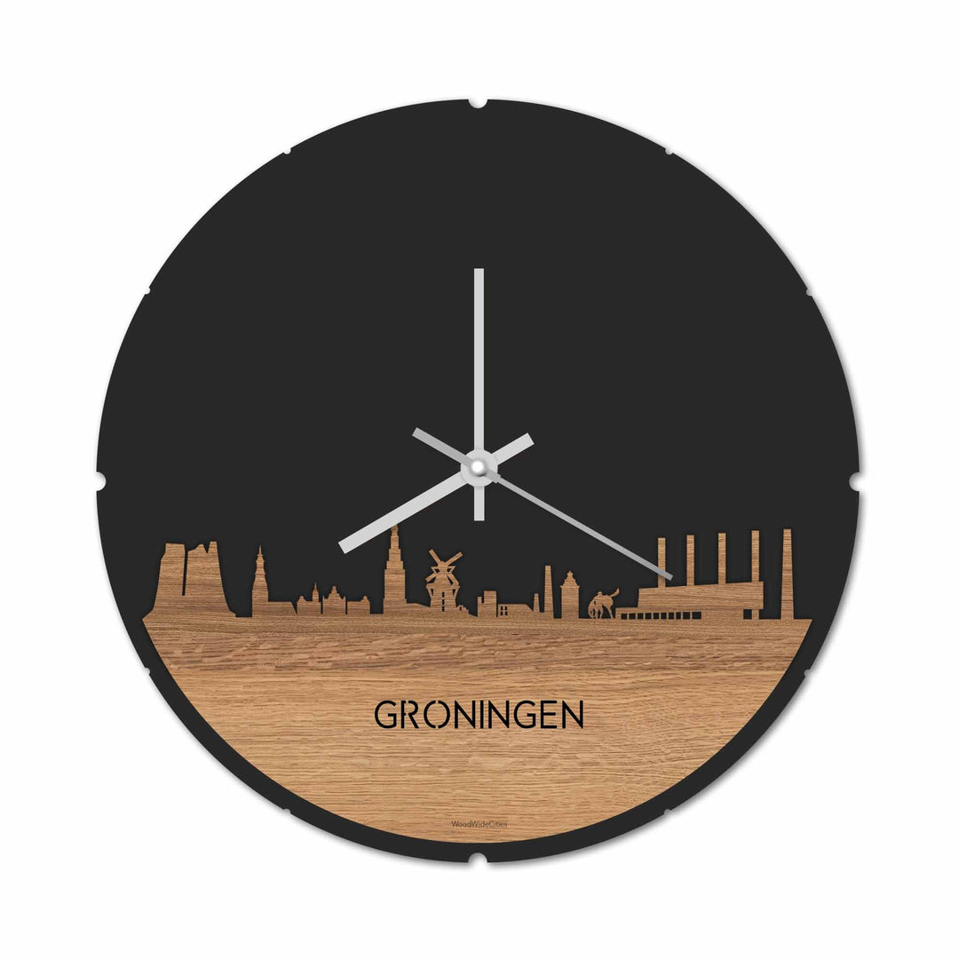 Skyline Klok Rond Oud Groningen Eiken houten cadeau decoratie relatiegeschenk van WoodWideCities