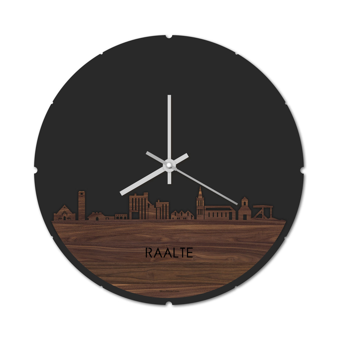 Skyline Klok Rond Raalte Noten houten cadeau decoratie relatiegeschenk van WoodWideCities