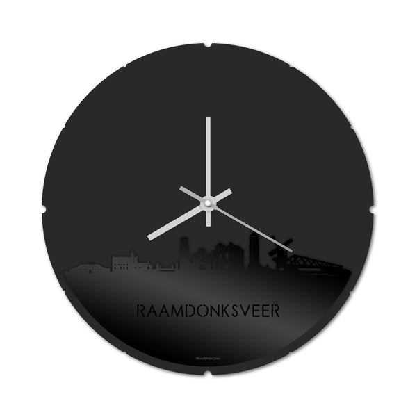 Skyline Klok Rond Raamdonksveer Zwart glanzend gerecycled kunststof cadeau decoratie relatiegeschenk van WoodWideCities
