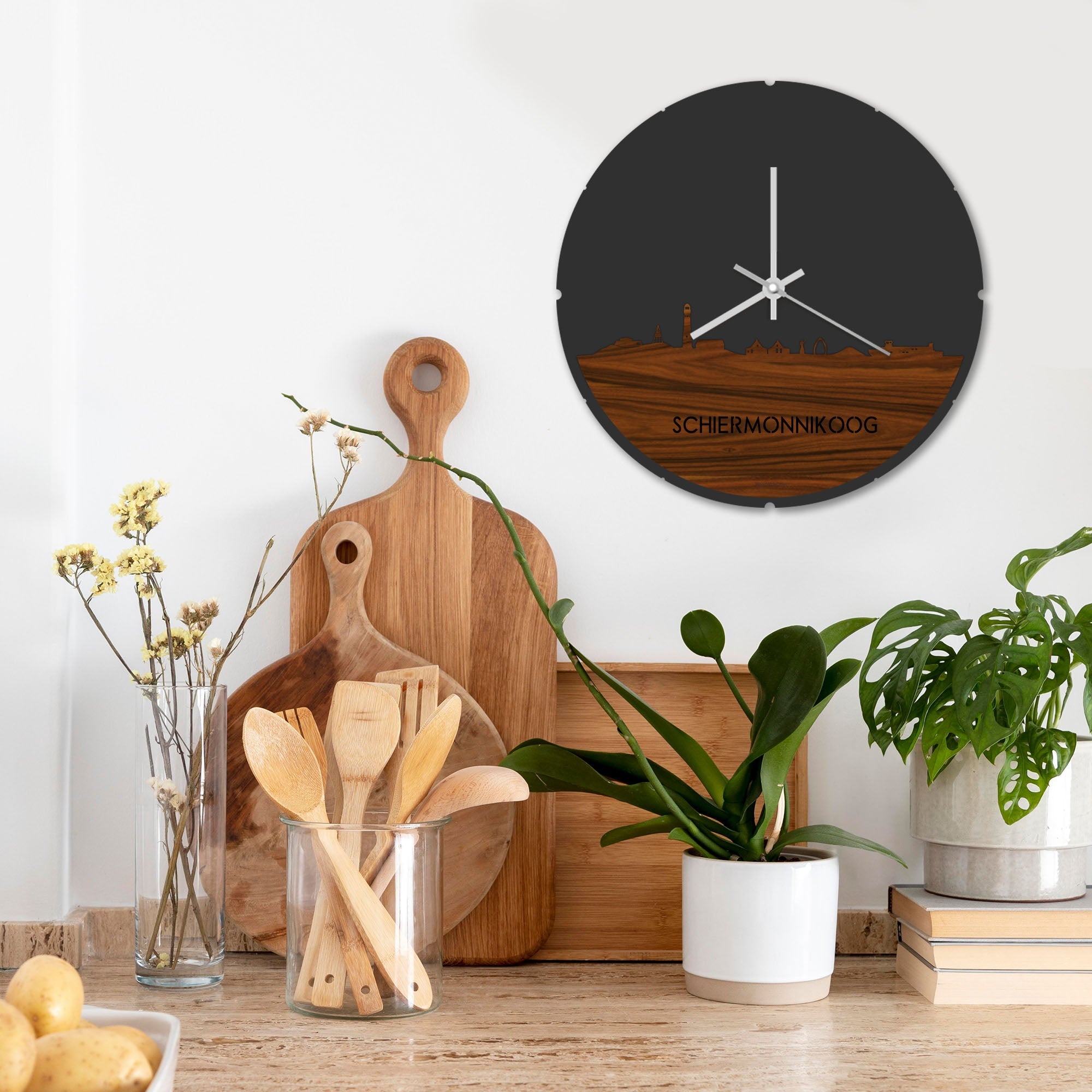 Skyline Klok Rond Schiermonnikoog Palissander houten cadeau decoratie relatiegeschenk van WoodWideCities